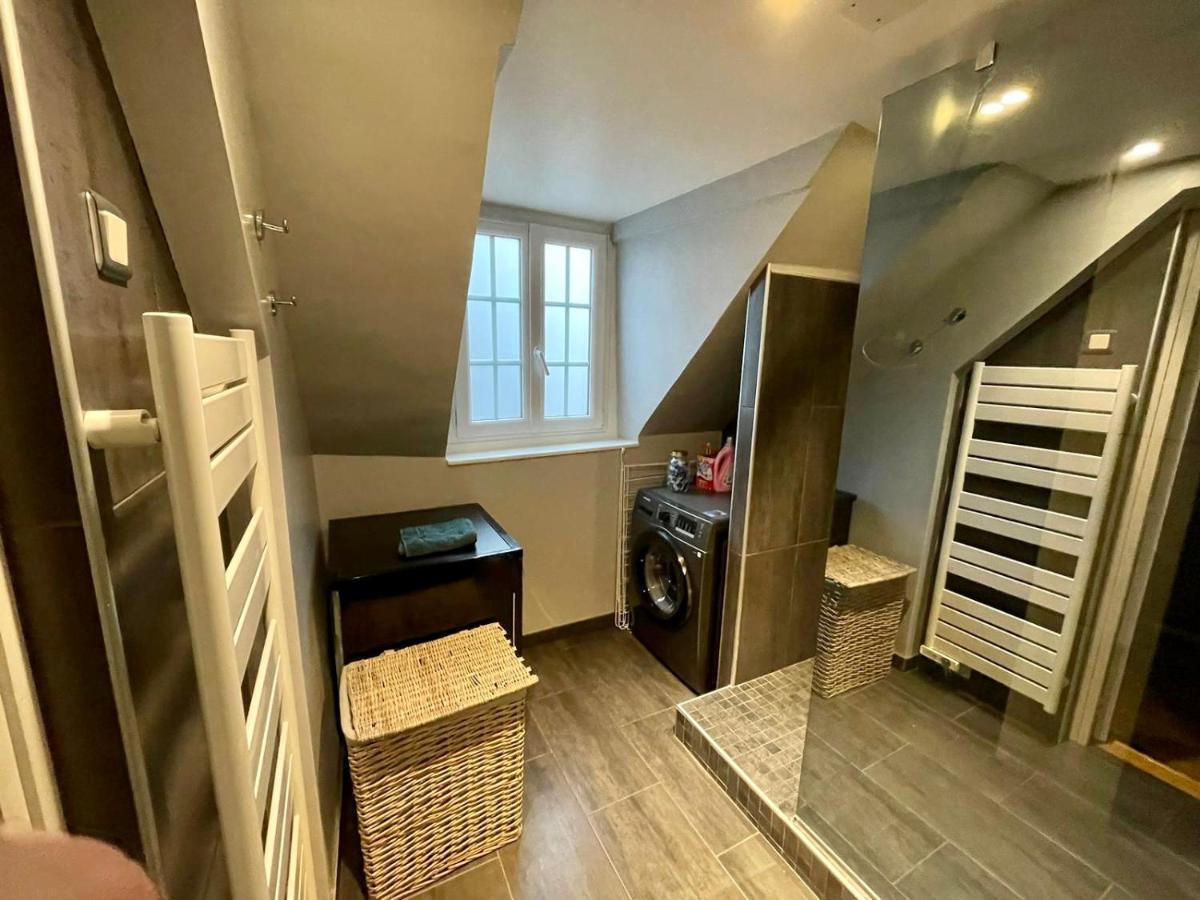 Sous Les Clochers De Rouen - Spacieux Logement Екстер'єр фото